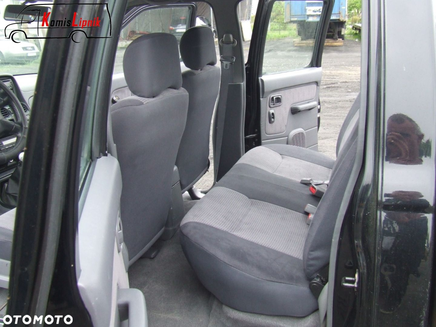 Nissan Nawara - 14