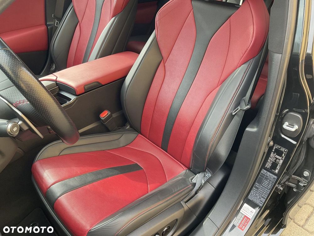 Lexus ES 300h F Sport Edition - 21