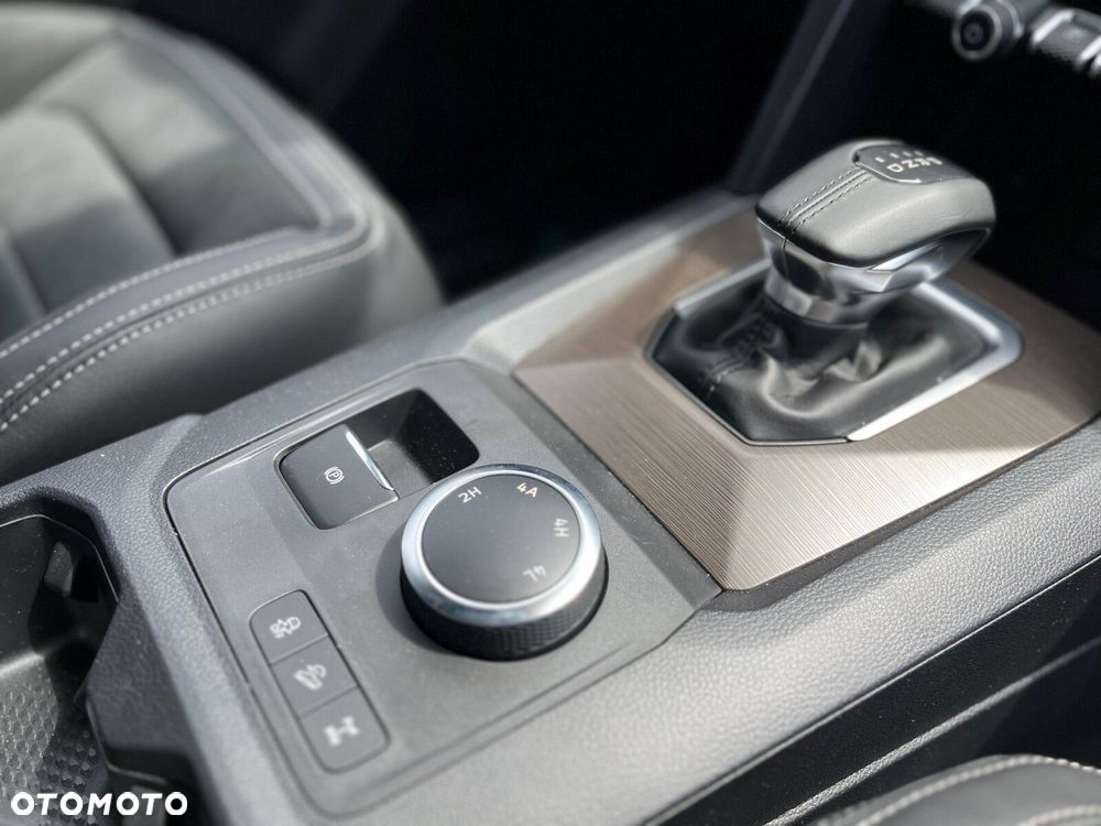 Volkswagen Amarok - 11