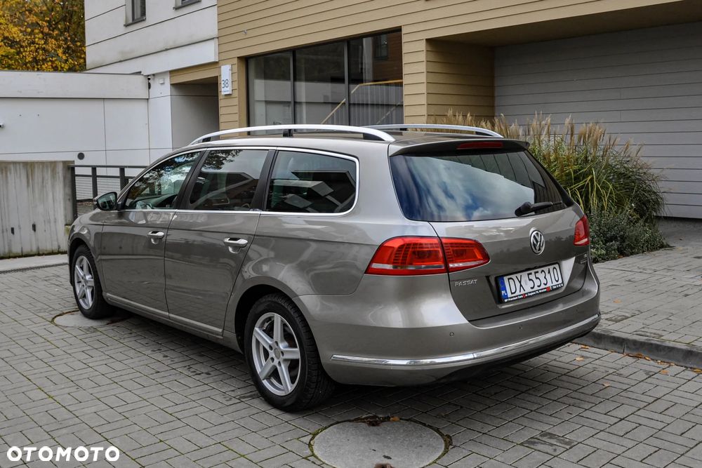 Volkswagen Passat - 3