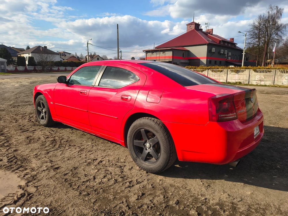 Dodge Charger 3.5 V6 SXT - 5