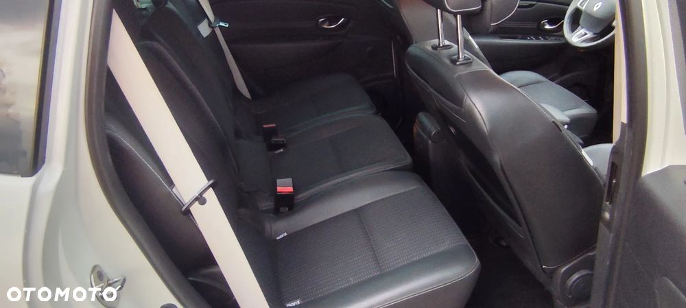 Renault Scenic 1.4 16V TCE Bose Edition - 25