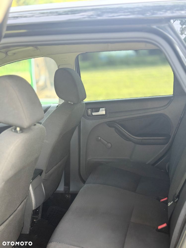 Ford Focus 1.8 TDCi Trend - 10