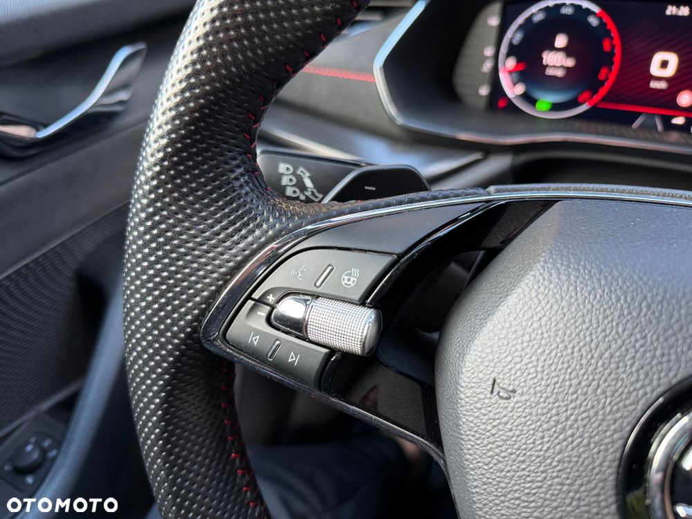 Skoda Octavia 2.0 TDI 4x4 RS DSG - 23