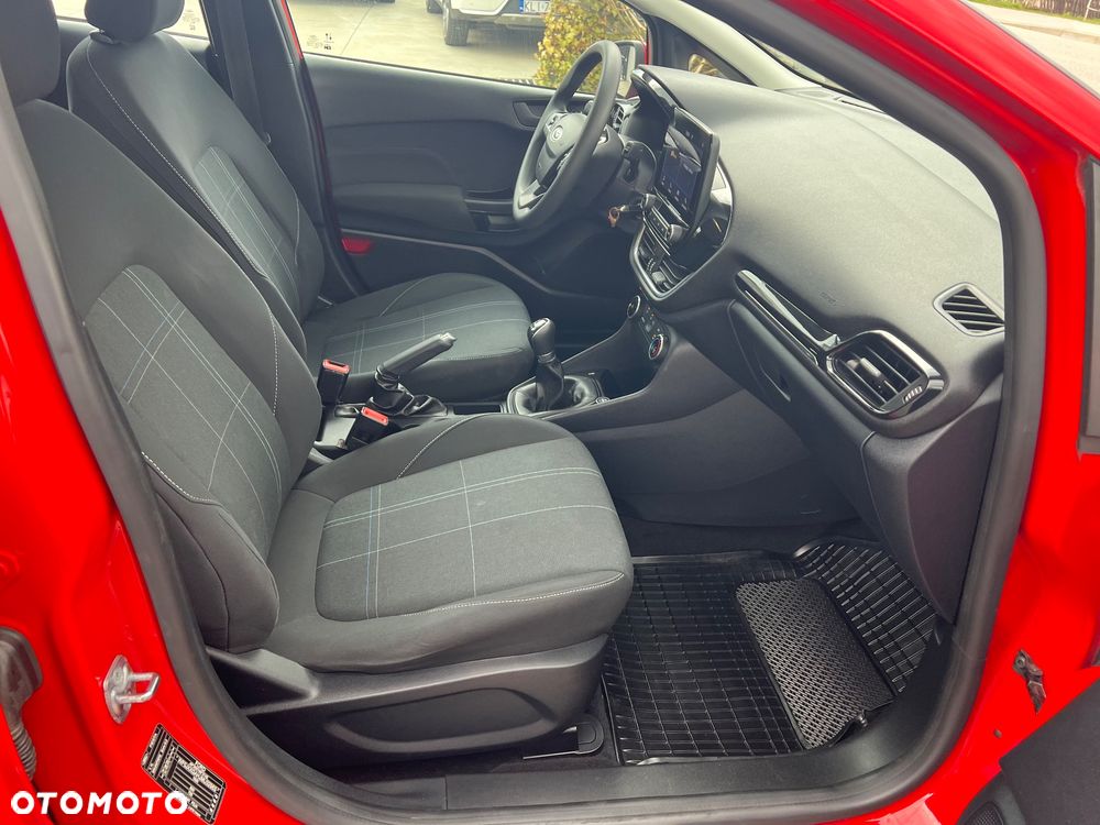 Ford Fiesta 1.1 S&S TITANIUM - 34