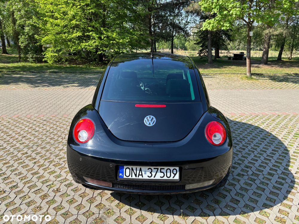 Volkswagen New Beetle 1.6 Freestyle - 11