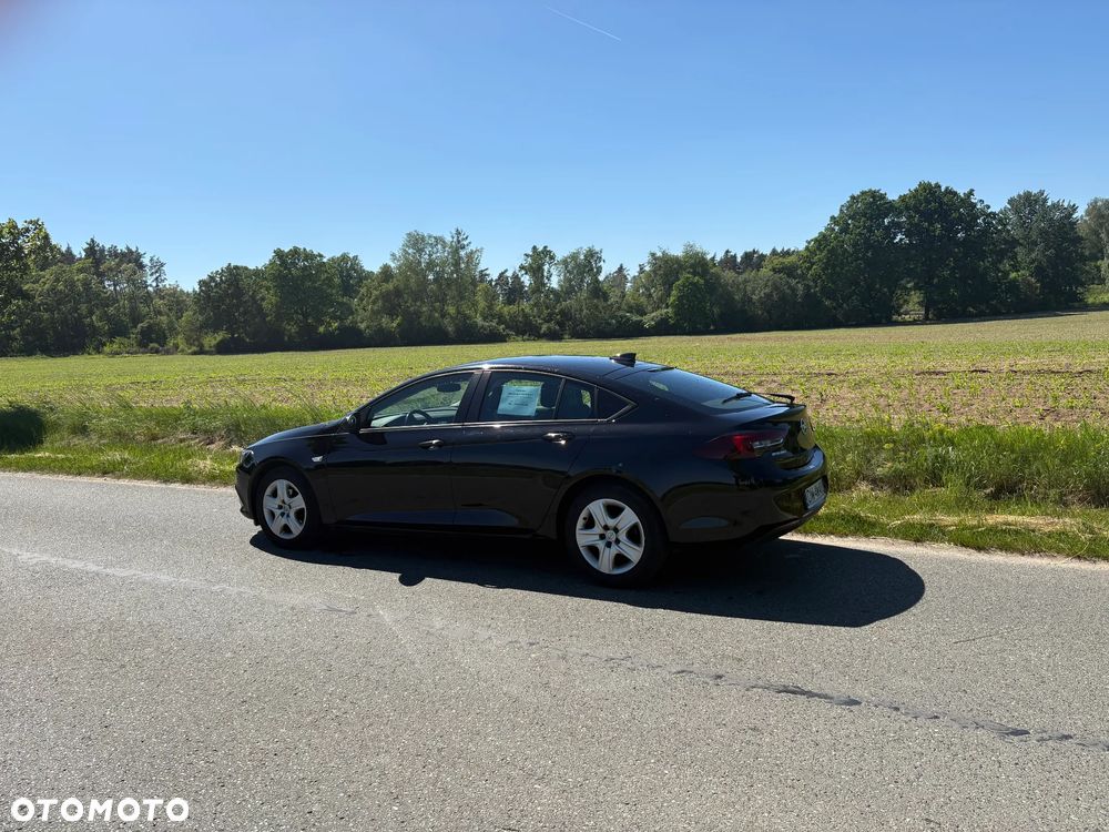 Opel Insignia 1.5 T Enjoy S&S - 2