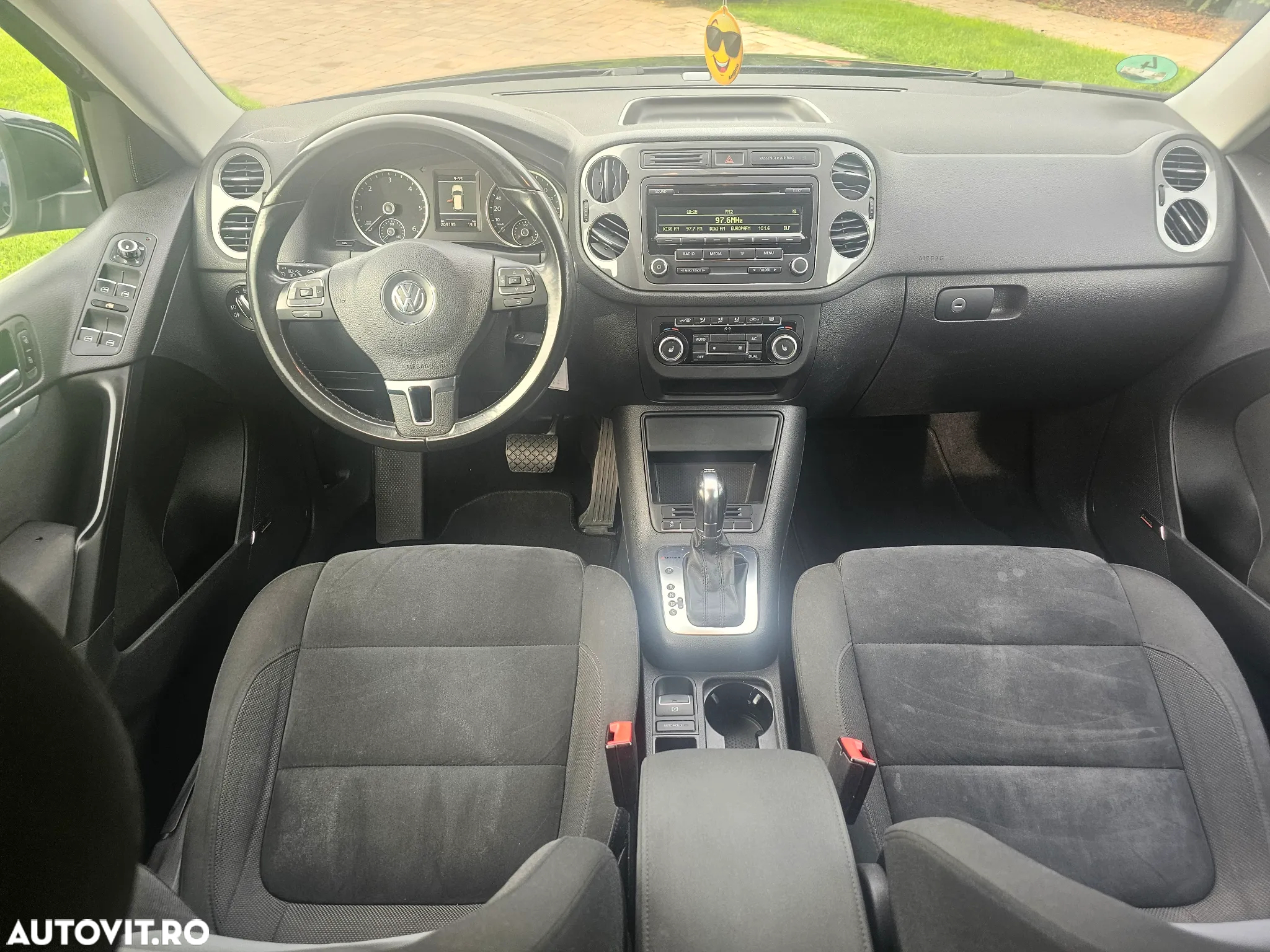 Volkswagen Tiguan 2.0 TDI 4Motion DSG Sport & Style - 20