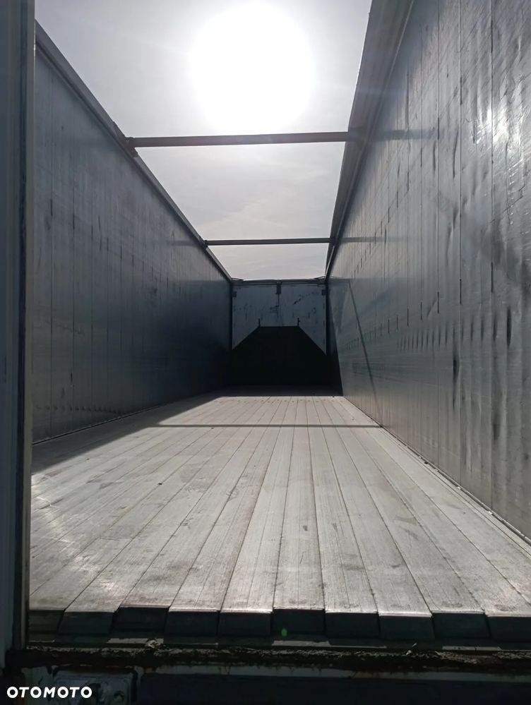 Reisch 3x Ruchoma podłoga 2 - 2022 , 1-2023 - 5