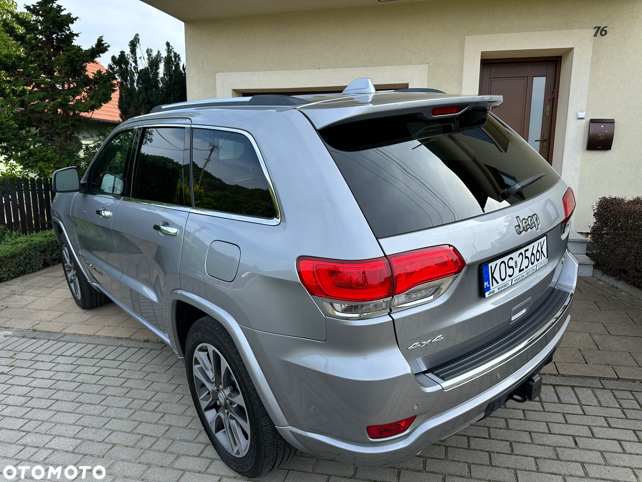 Jeep Grand Cherokee 5.7 V8 HEMI Overland - 11