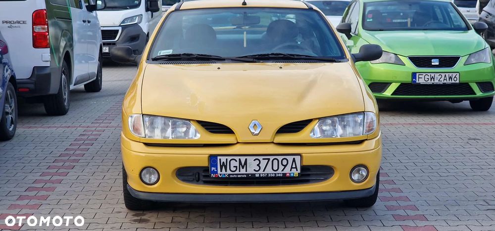 Renault Megane - 1