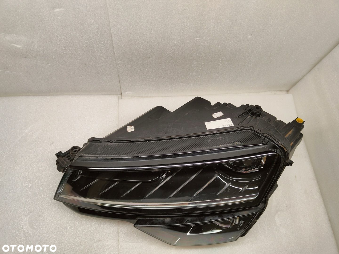 SKODA KAROQ FULL LED LAMPA LEWY PRZÓD 57B941015D - 6