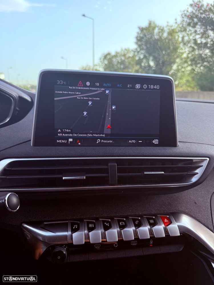 Peugeot 5008 1.6 BlueHDi GT Line EAT6 - 26