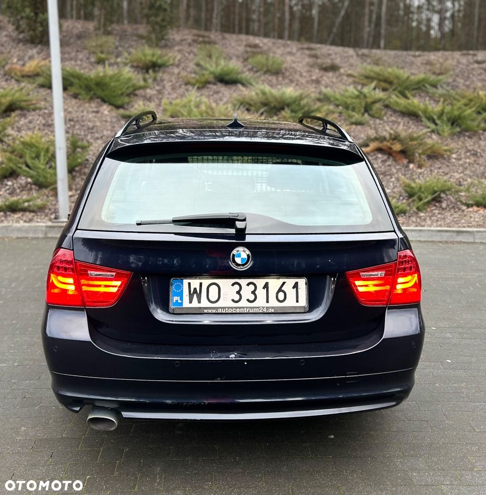 BMW Seria 3 320d DPF - 8