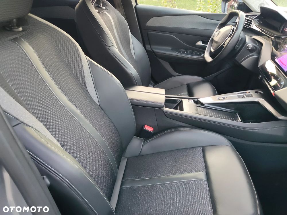 Peugeot 308 1.5 BlueHDi Allure Pack S&S EAT8 - 26
