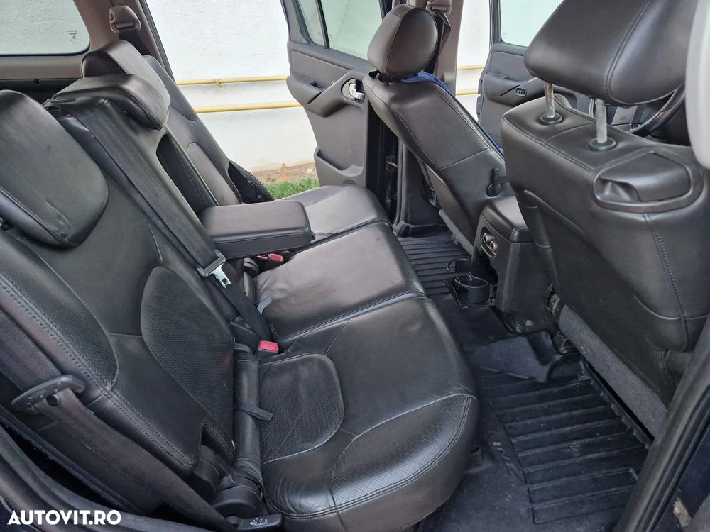 Nissan Pathfinder 2.5 dCi Aut. Premium - 14