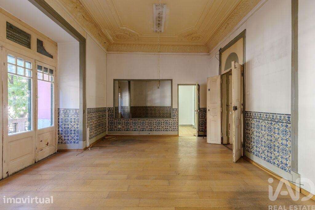 Apartamento T7 em Arroios