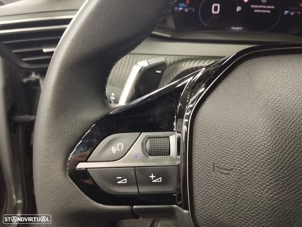 Peugeot 2008 1.2 Hybrid Allure e-DCS6 - 21