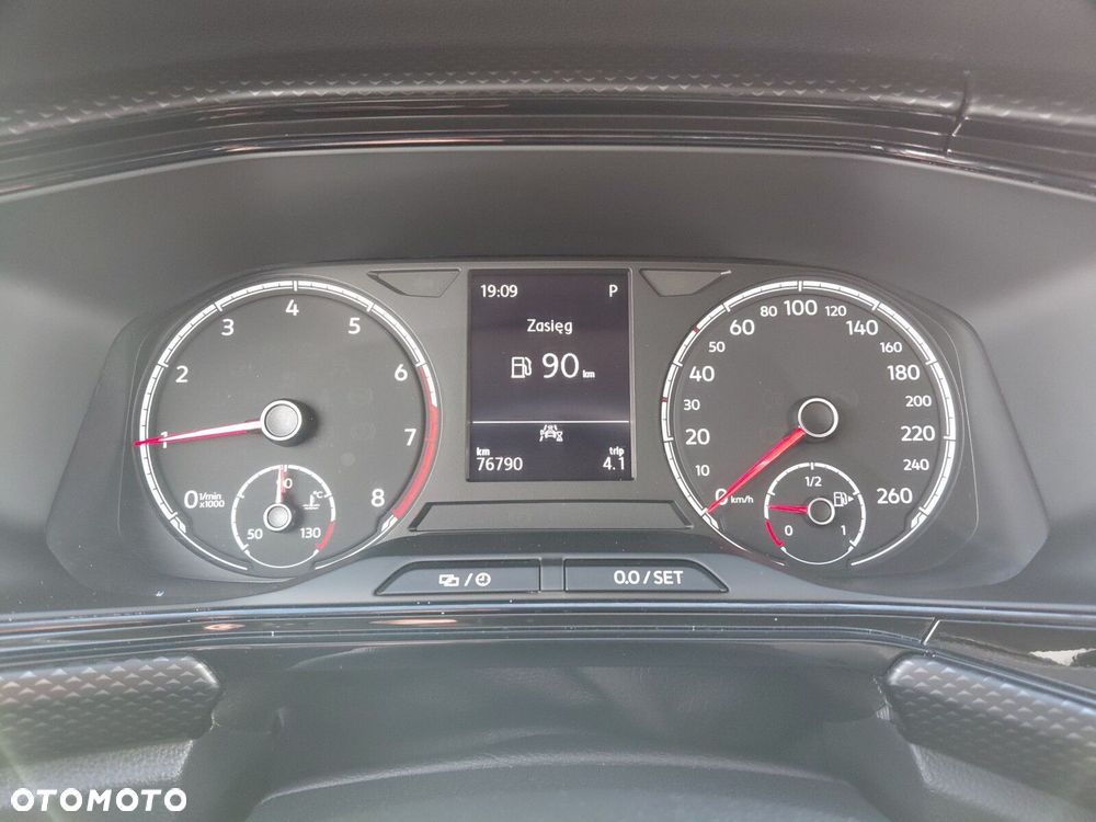 Volkswagen T-Cross - 19