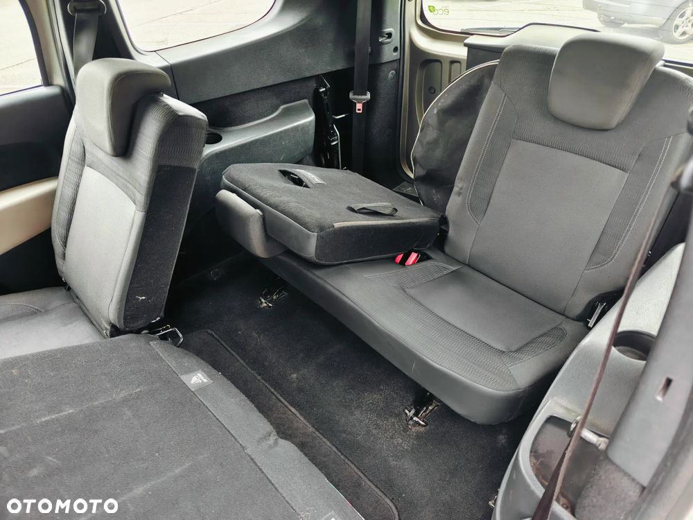 Dacia Lodgy 1.2 TCe Prestige - 10