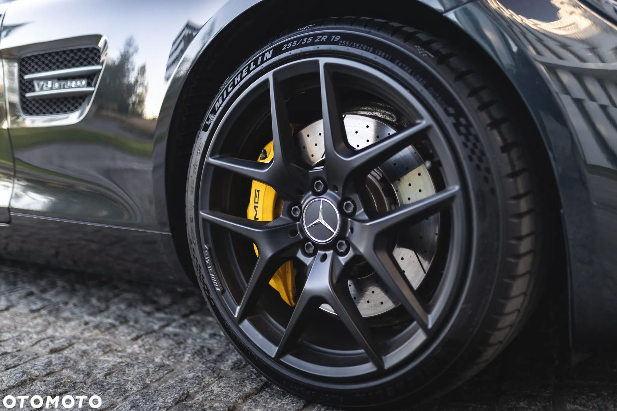Mercedes-Benz AMG GT Coupe Speedshift 7G-DCT - 12