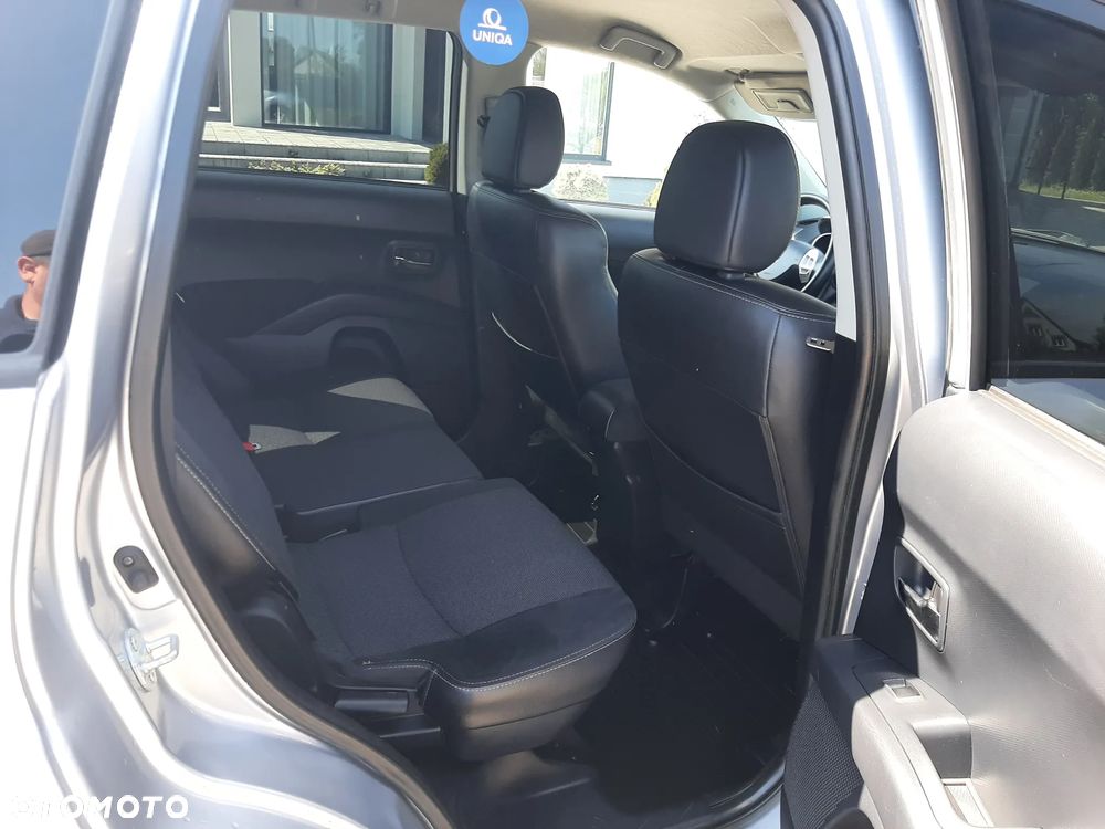 Peugeot 4007 2.2HDi Premium - 18