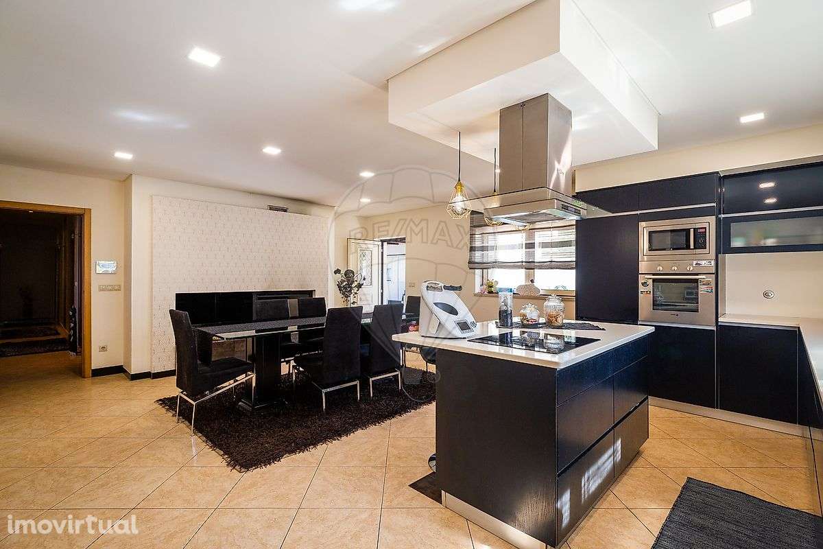 Moradia T4 para venda - Grande imagem: 5/47