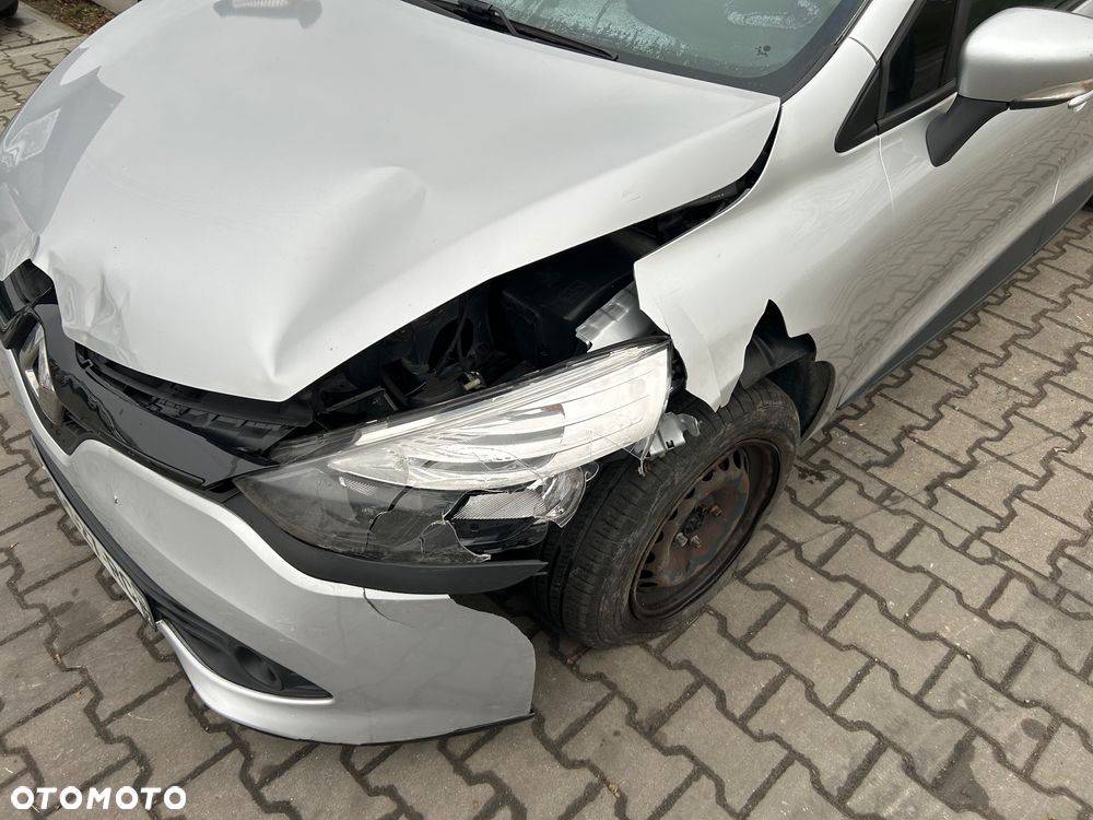 Renault Clio - 2
