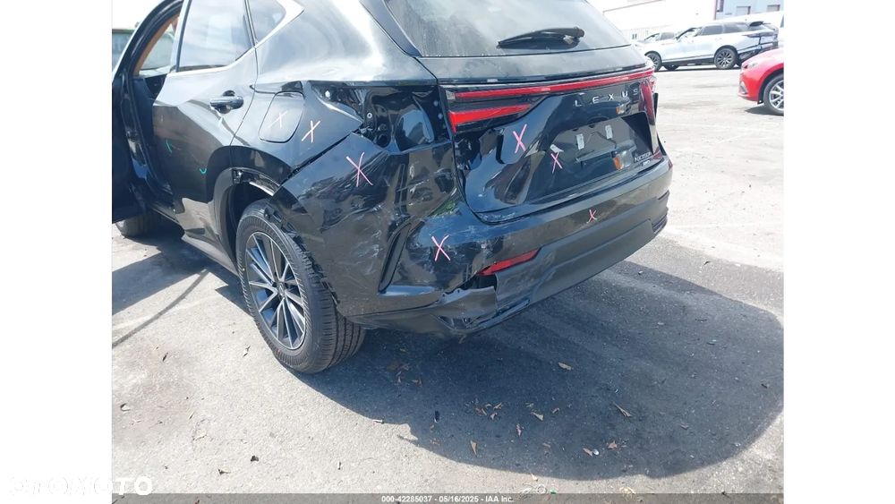 Lexus NX - 9