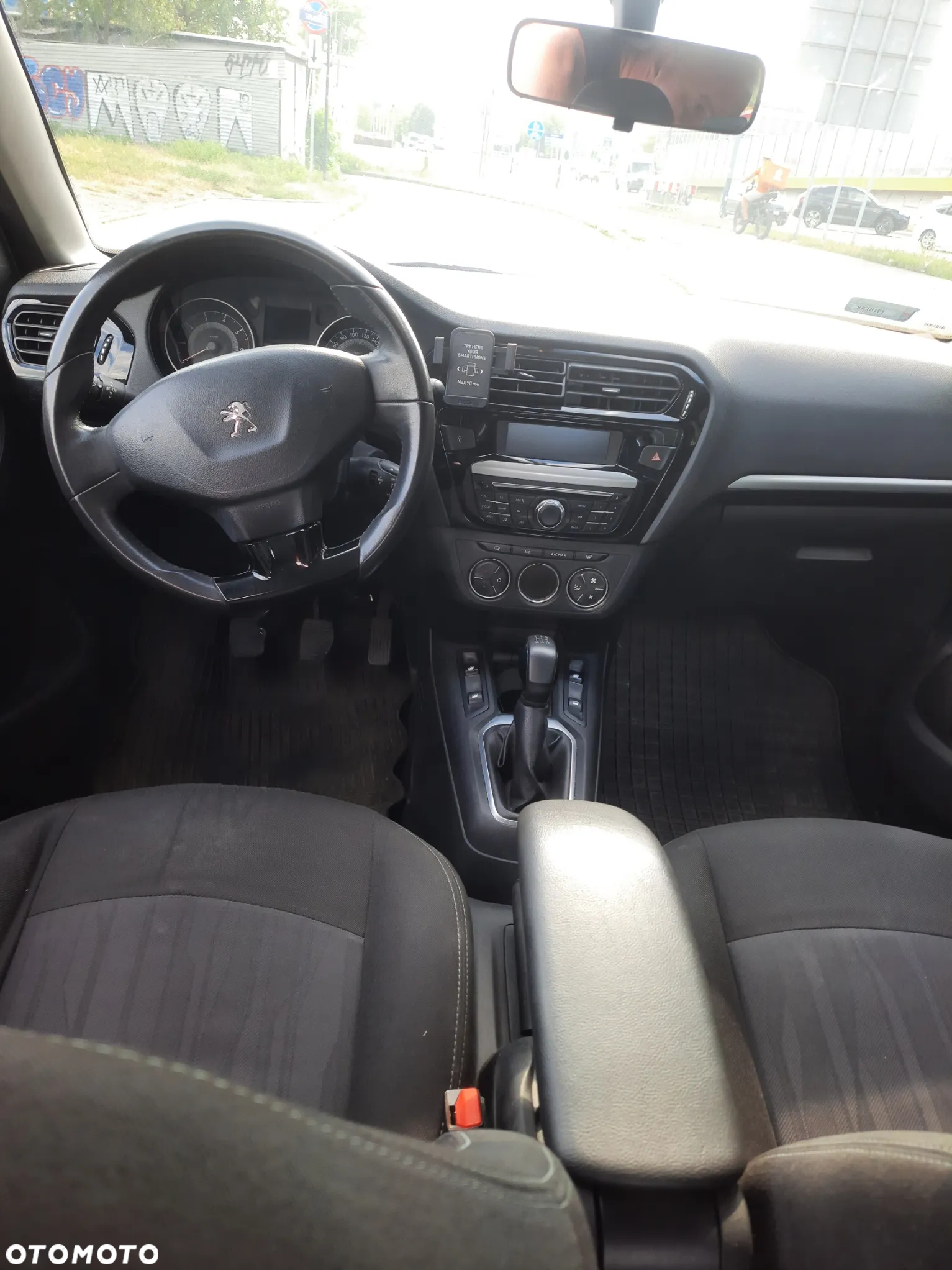 Peugeot 301 1.6 VTi Allure EU6 - 17