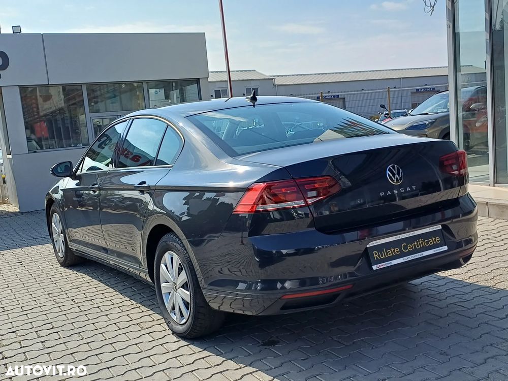 Volkswagen Passat 1.5 TSI ACT DSG Trendline - 6