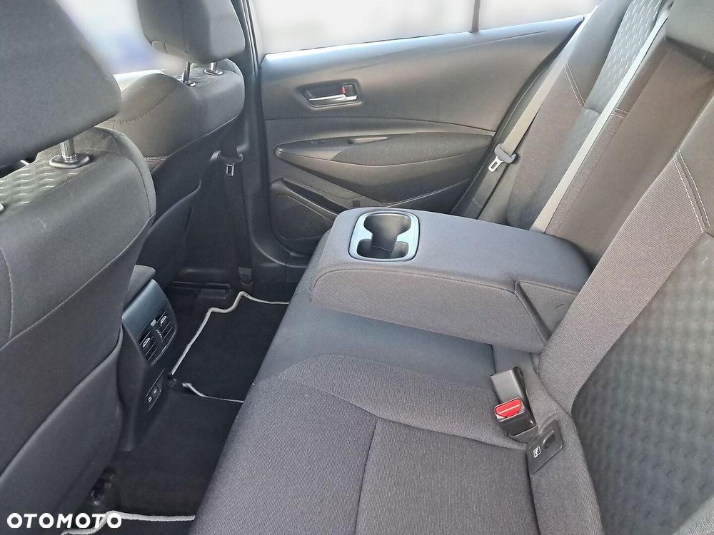 Toyota Corolla 1.8 Hybrid Comfort - 38