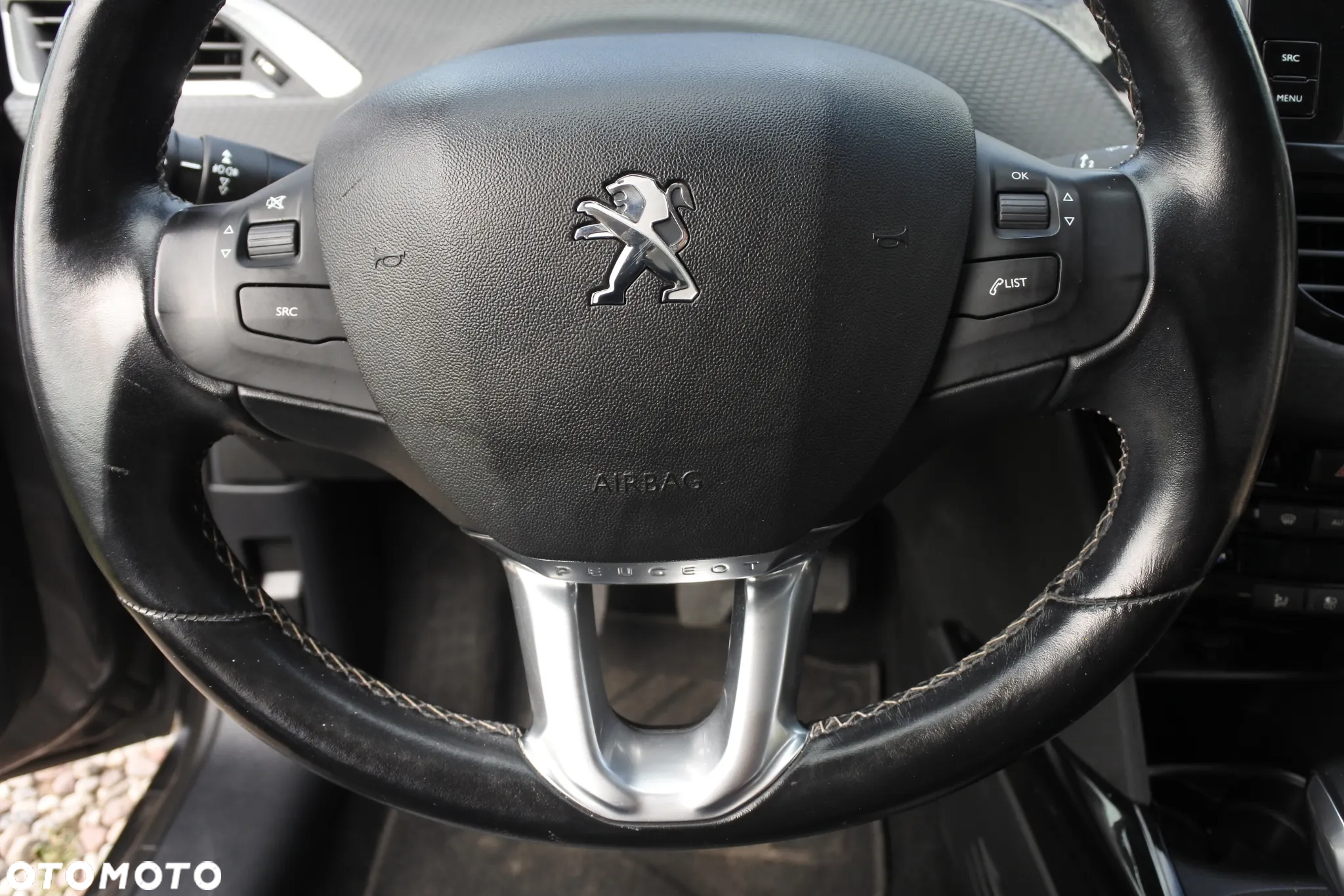 Peugeot 2008 PureTech 110 Stop&Start Allure - 18