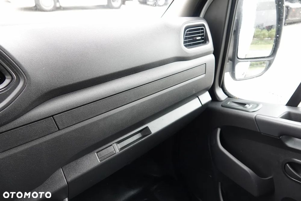 Renault MASTER / WYWROTKA / BLIŹNIAK / MANUAL / 3 MIEJSCA / - 34