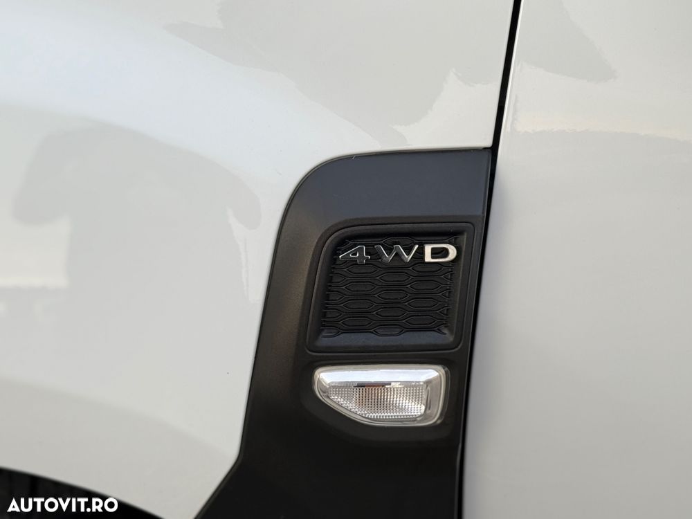 Dacia Duster 1.5 Blue dCi 4WD Comfort - 11