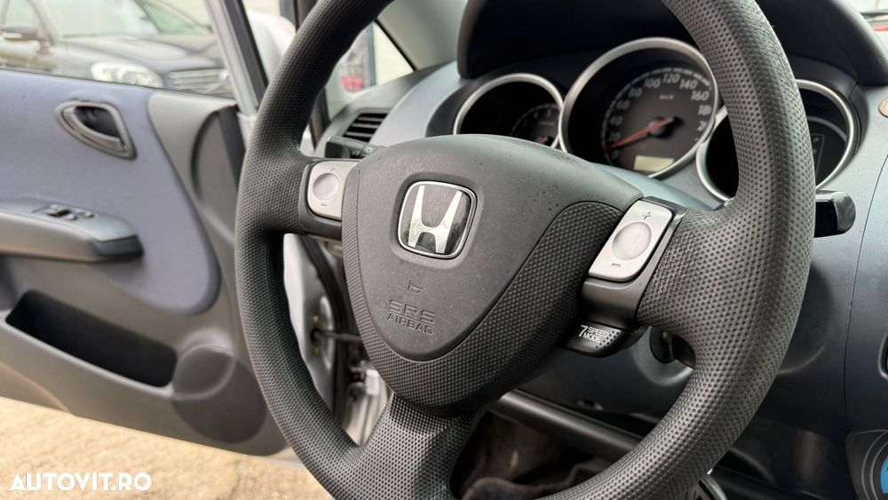 Honda Jazz 1.4 CVT LS - 16