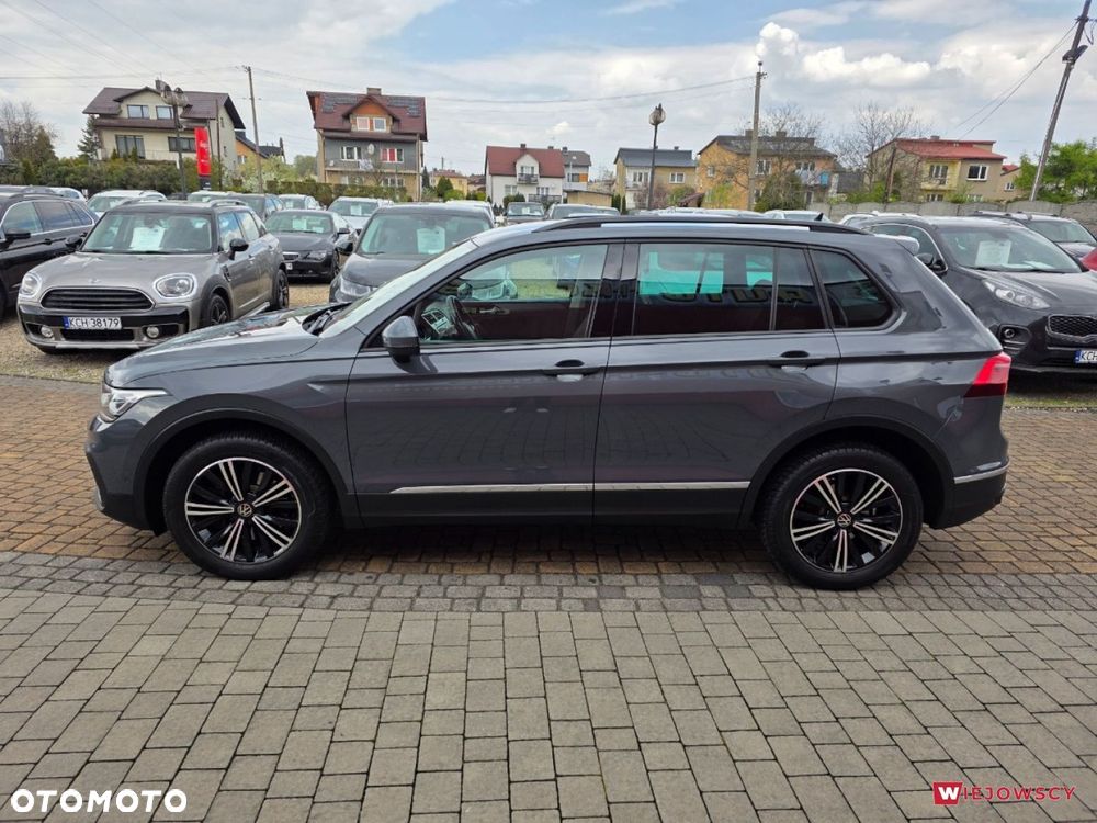 Volkswagen Tiguan - 7