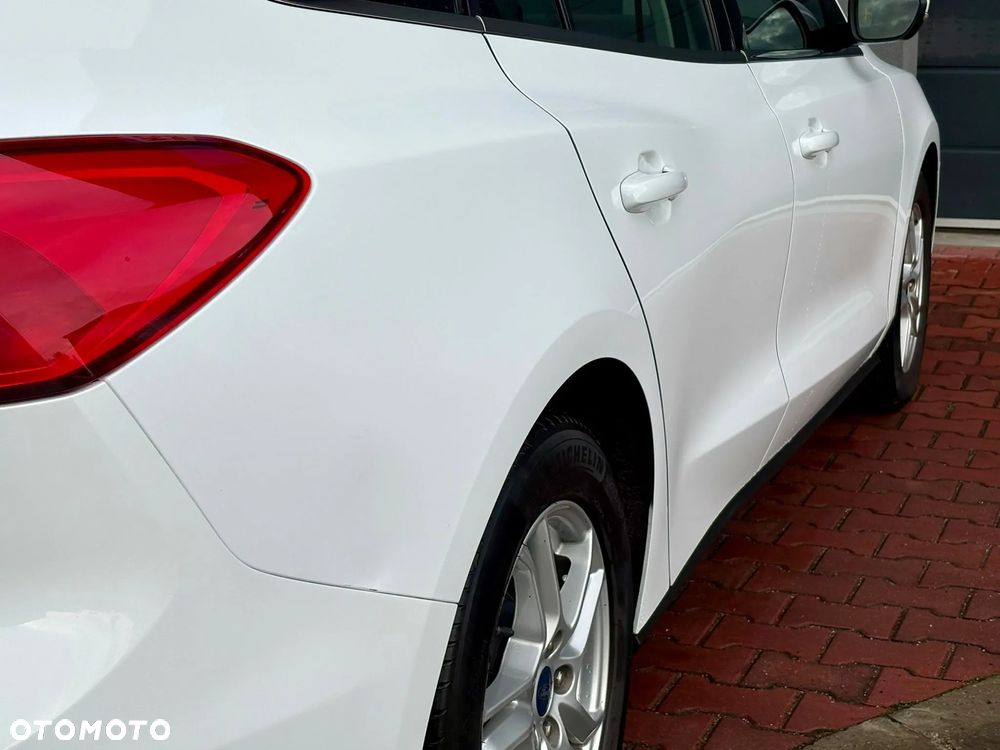 Ford Focus 1.5 EcoBlue Start-Stopp-System ACTIVE X - 19