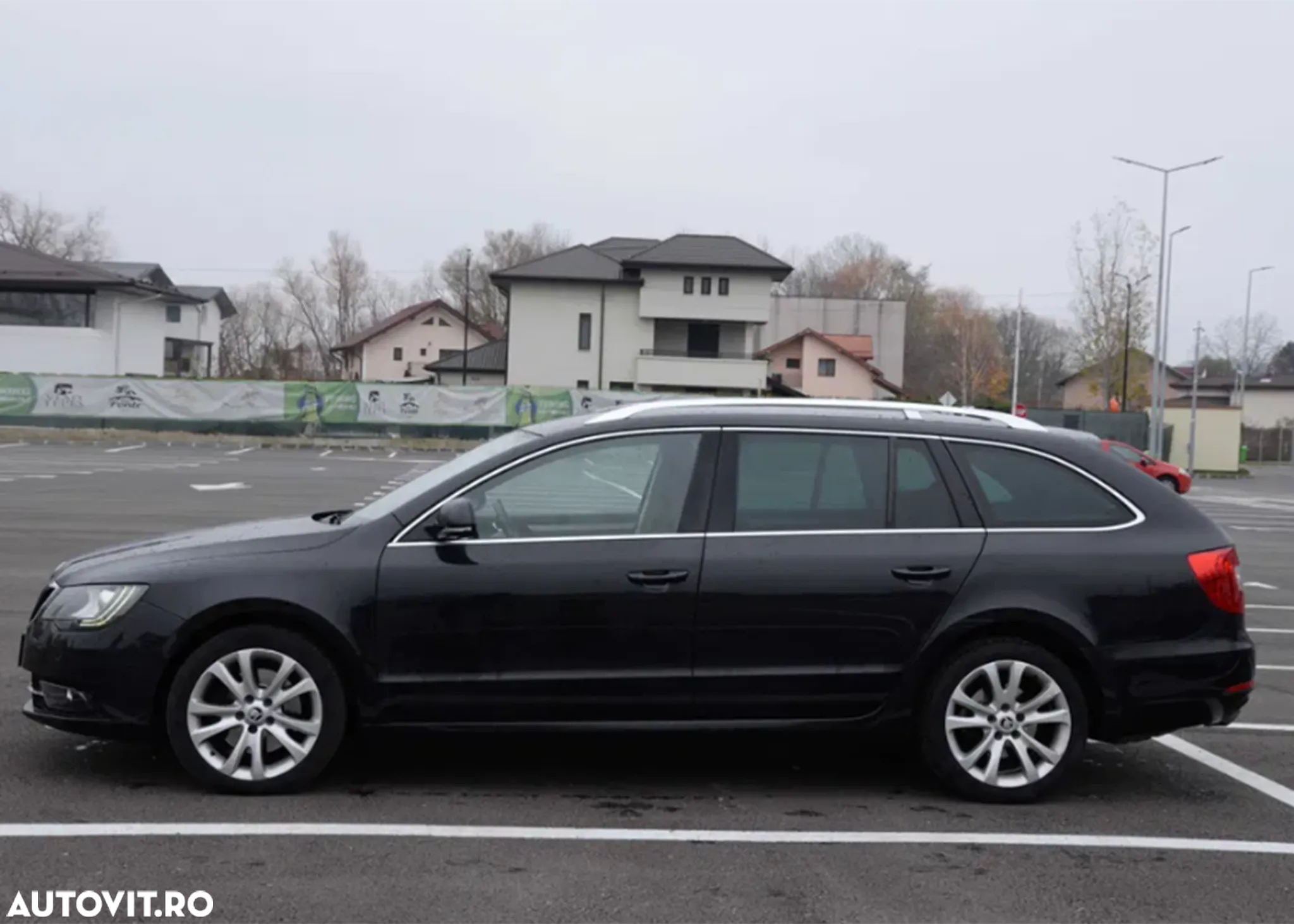Skoda Superb Combi 2.0 TDI Ambition - 3