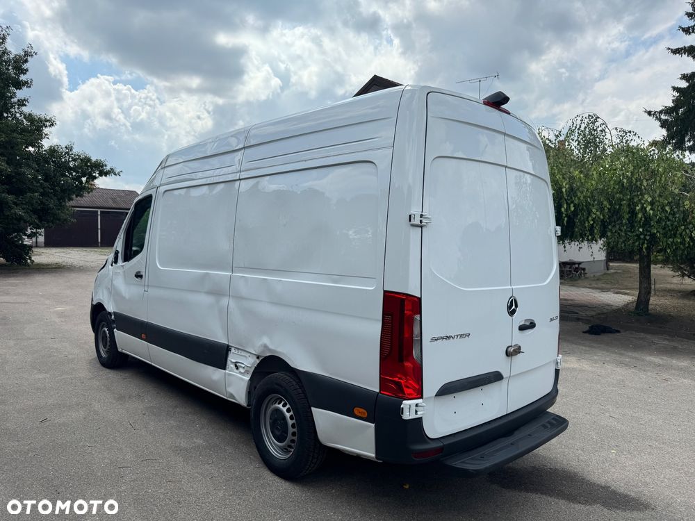 Mercedes-Benz SPRINTER - 13