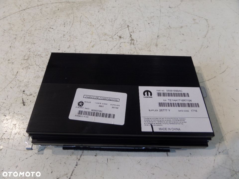 JEEP CHEROKEE KL WZMACNIACZ 05091999AC - 1