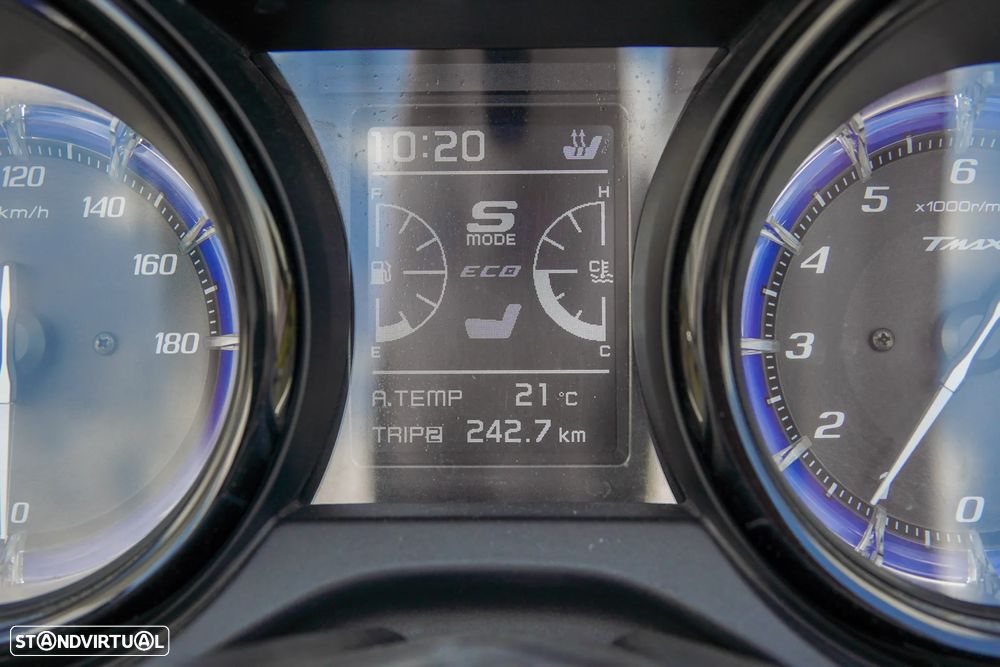 Yamaha TMAX TMAX DX - 16