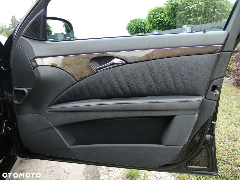 Mercedes-Benz Klasa E 420 CDI Avantgarde - 23