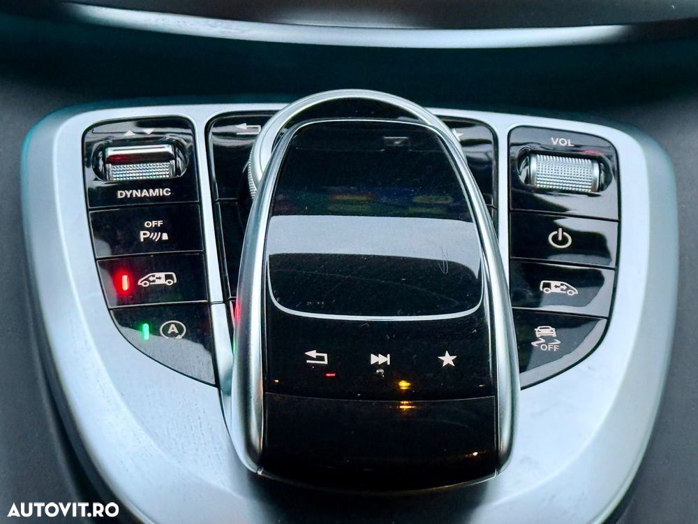 Mercedes-Benz V 300 d Lang 4Matic 9G-TRONIC Avantgarde Edition - 11