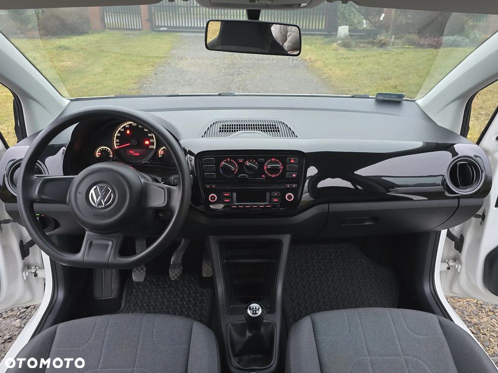Volkswagen up! 1.0 move - 13