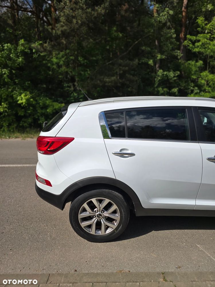 Kia Sportage 1.7 CRDI 2WD Dream-Team Edition - 13