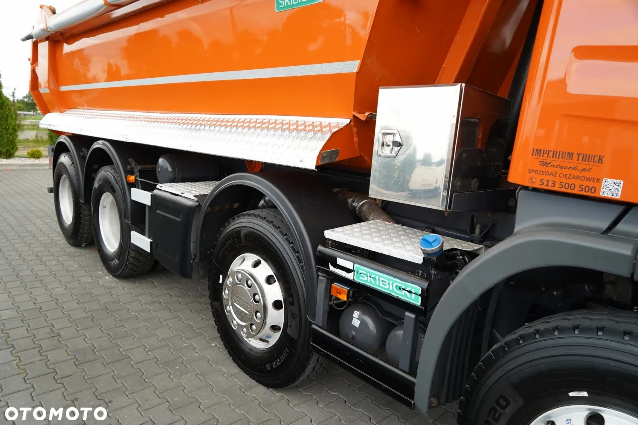 Scania P 410 / 8x4 / WYWROTKA TYLNOZSYPOWA / 21 TON ŁADOWNOŚCI / OPONY 100% - 18
