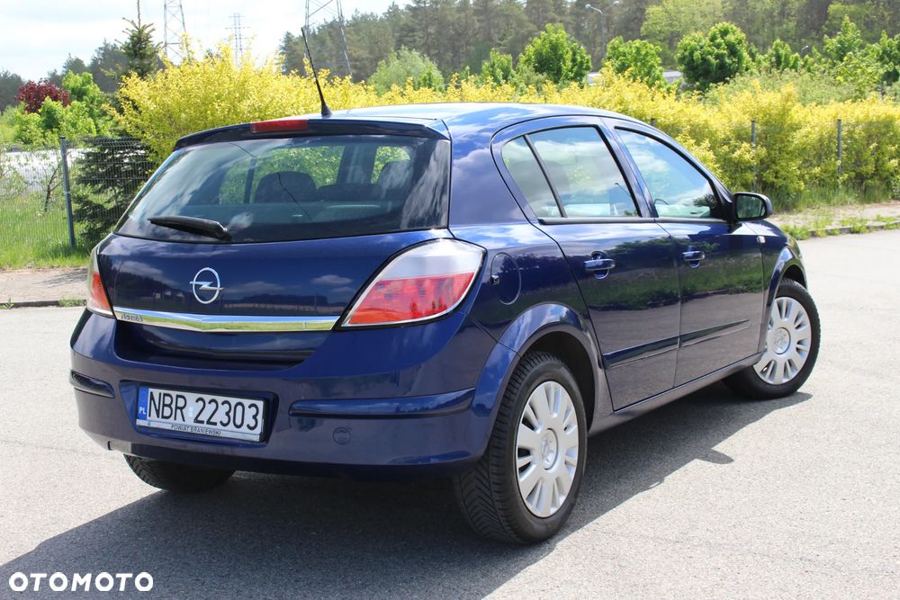 Opel Astra - 4