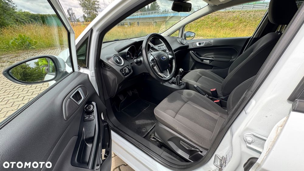 Ford Fiesta - 11