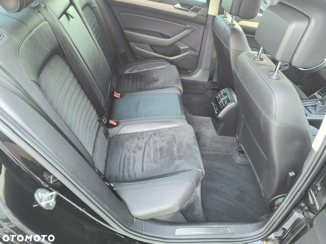 Volkswagen Passat 1.8 TSI BMT Highline DSG - 13